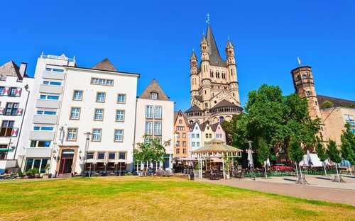 Keulen Sightseeing Bustour Open-top bustour bij de Dom van Keulen